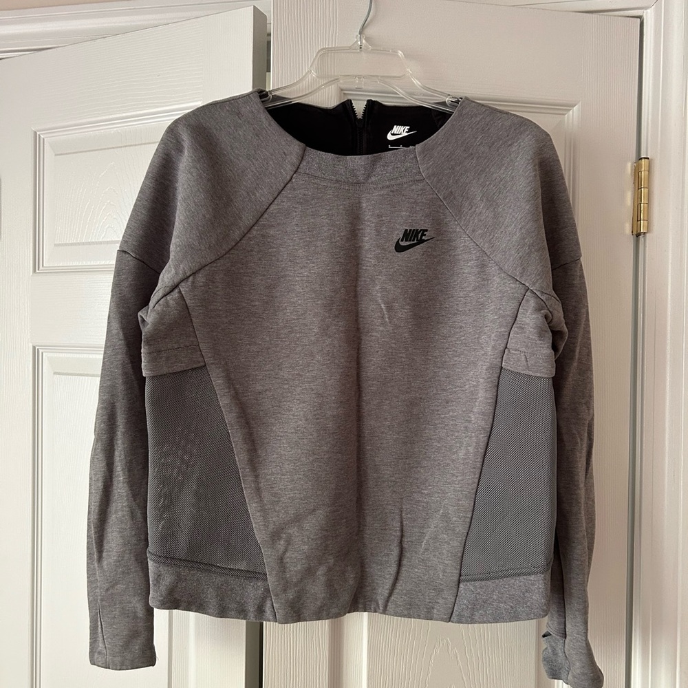 Nike sweatshirt